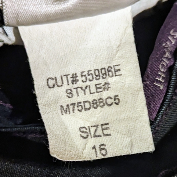 💟HP💟  NYDJ Meryl tuxedo stripe jeans - Picture 6 of 6